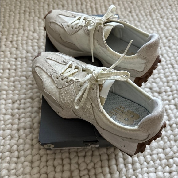 New Balance Beige 7 Mode de Vie 327 Shoes - Picture 5 of 5